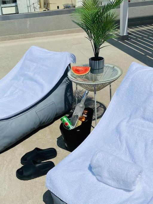 New 2Bd Aprt With Shared Rooftop Pool D3 Афіни Екстер'єр фото