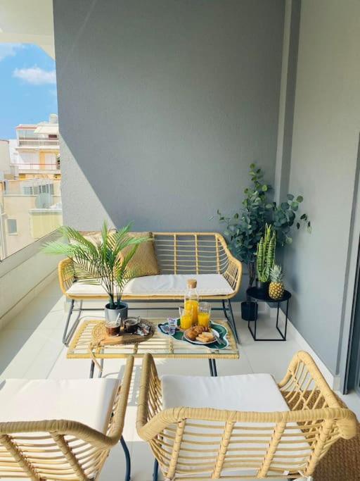 New 2Bd Aprt With Shared Rooftop Pool D3 Афіни Екстер'єр фото